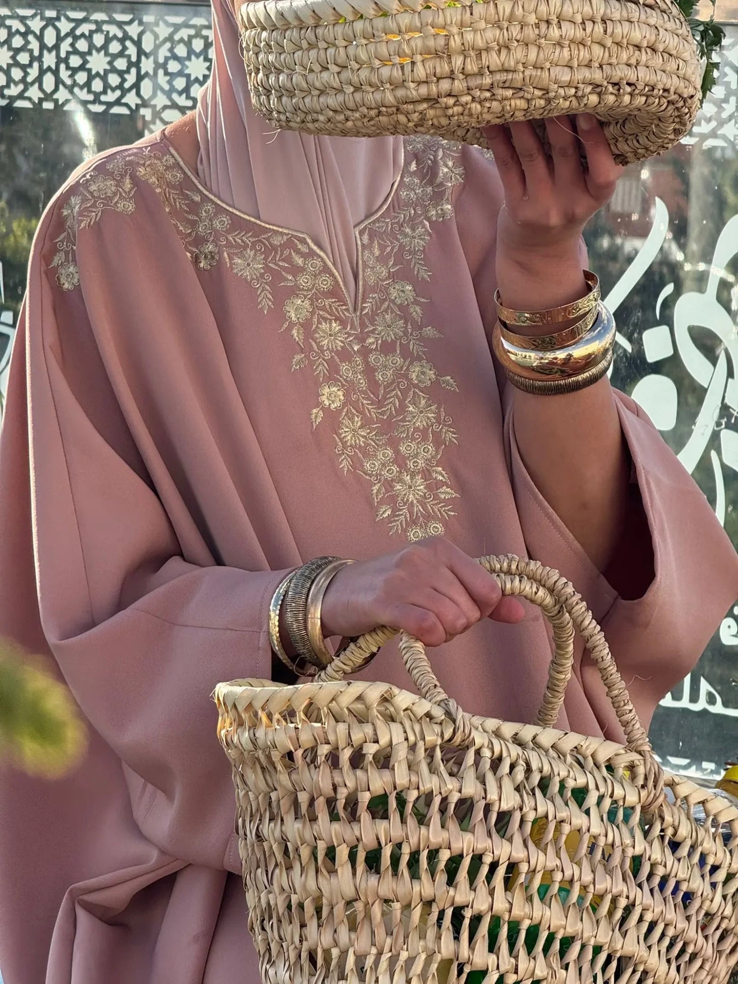 Robe Amina