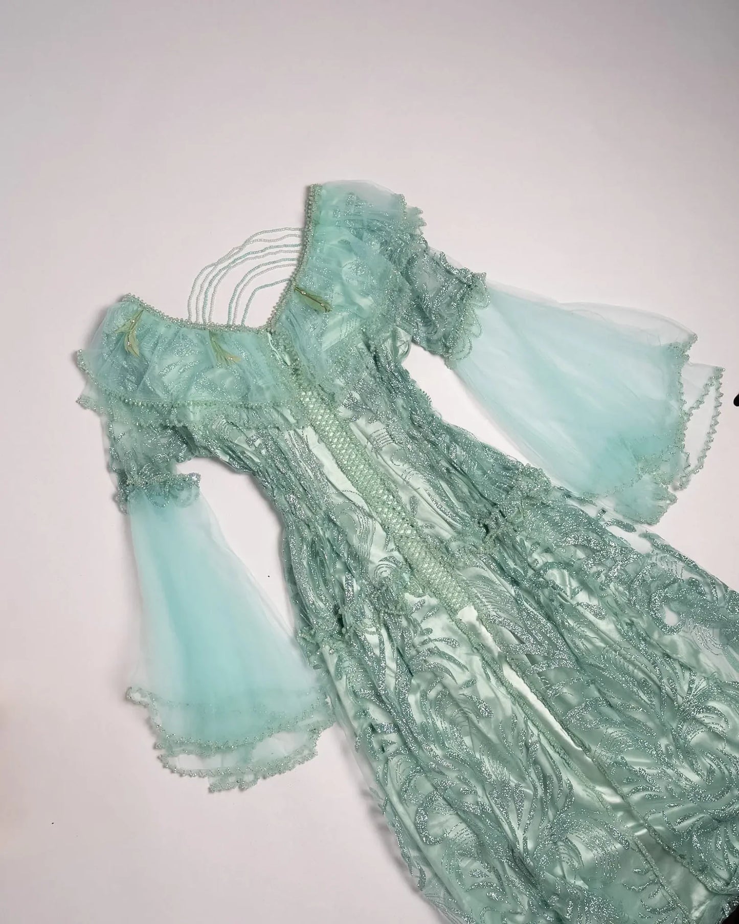 Robe Naïli algérienne – Robe traditionnelle Ouled Naïl | Mydresss